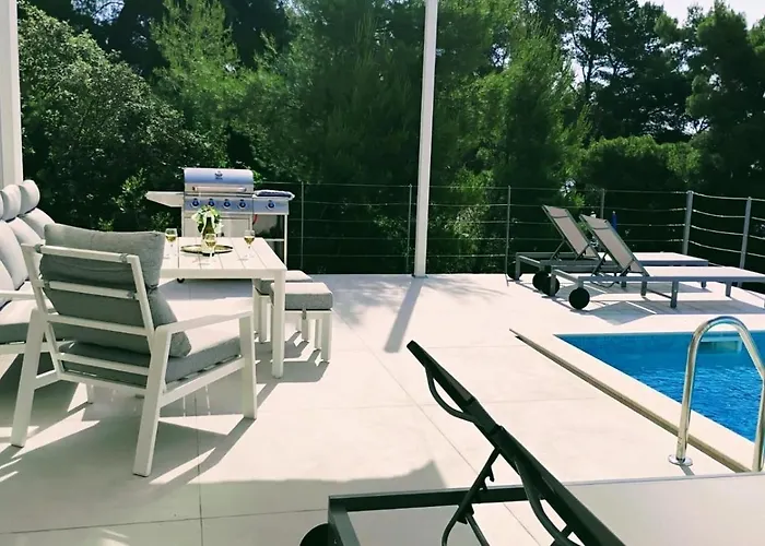 Seaside Family Friendly House With A Swimming Pool Brna - Vinacac, Korcula - 24996